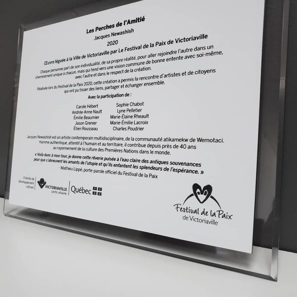 Plaque gravoply sur acrylique